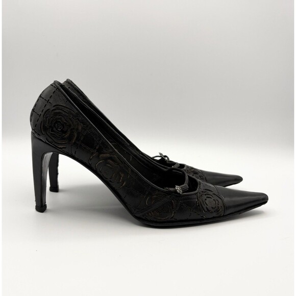 Chanel Black Leather Mary Jane Pointed Toe Heels w/ Camellia Accents Sz EU 38 8 - Picture 2 of 13